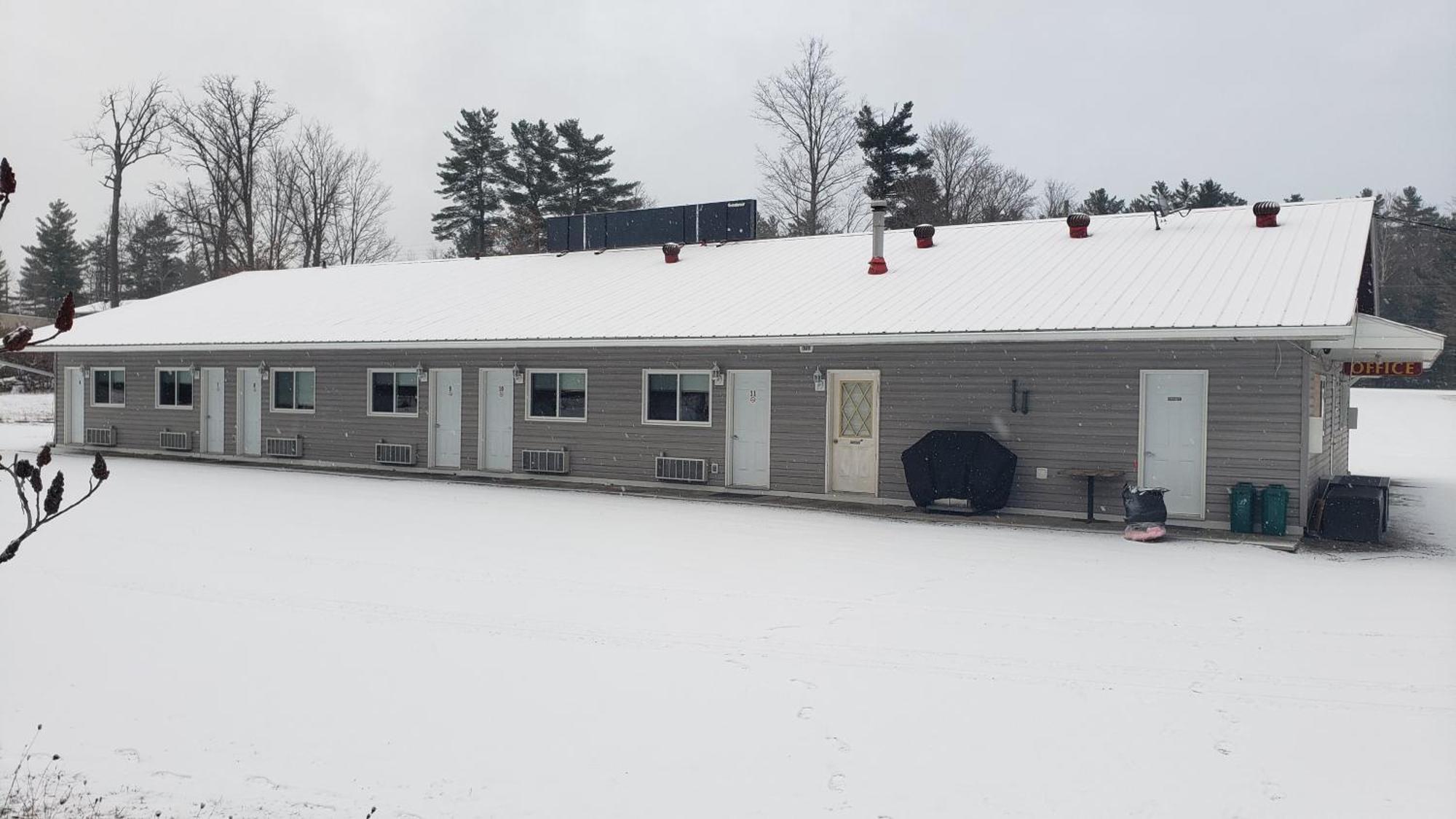 Calabogie Motor Inn Esterno foto